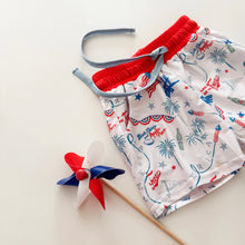 Load image into Gallery viewer, VINTAGE AMERICAN • boys swim trunks (flash)