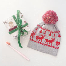 Load image into Gallery viewer, KEVIN • kids knitted hat