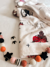 Load image into Gallery viewer, AMUCK, AMUCK, AMUCK • sherpa throw blanket (just restocked)