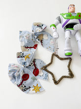 Load image into Gallery viewer, TAY STORY • bow
