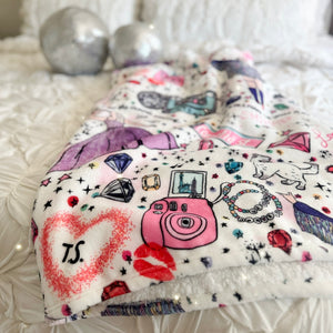 SWIFTIE MAGIC • sherpa throw blanket