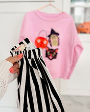 Load image into Gallery viewer, Vintage Halloween Friends • kids pullover (lilac)