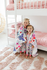 SWIFTIE MAGIC • sherpa throw blanket