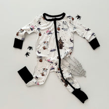Load image into Gallery viewer, BLUE DOG.• pjs (two-piece) WOMEN + KIDS / spooky flash