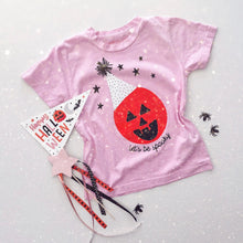 Load image into Gallery viewer, LET'S BE SPOOKY • kids tee