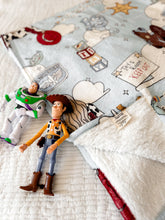 Load image into Gallery viewer, SHERIFF TAY • sherpa throw blanket