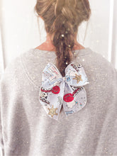 Load image into Gallery viewer, TAY STORY • bow