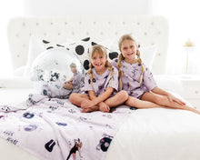 Load image into Gallery viewer, REPUTATION • sherpa throw blanket (EXTRAS ADDED)
