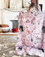 Load image into Gallery viewer, SPOOKY SALEM • lightweight throw