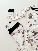 Load image into Gallery viewer, BLUE DOG.• pjs (two-piece) WOMEN + KIDS / spooky flash