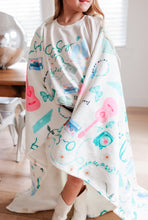 Load image into Gallery viewer, DEBUT • sherpa throw blanket (SALE)
