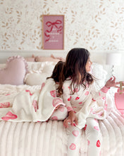 Load image into Gallery viewer, CONVERSATION HEARTS• bamboo kids pajamas (flash)