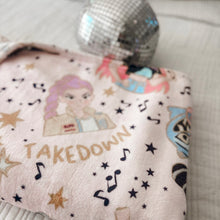Load image into Gallery viewer, TAKEDOWN • sherpa blanket