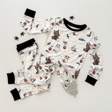 Load image into Gallery viewer, BLUE DOG.• pjs (two-piece) WOMEN + KIDS / spooky flash