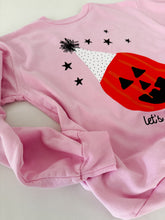 Load image into Gallery viewer, LET'S BE SPOOKY • women's pullover