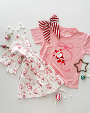 Load image into Gallery viewer, SANTA + BOW • tee (women + kids)