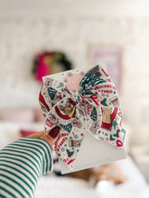 Load image into Gallery viewer, HOLIDAY MAGIC • bow