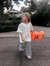Load image into Gallery viewer, BEETLEJUICE • kids ankle pants
