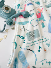 Load image into Gallery viewer, DEBUT • sherpa throw blanket (SALE)