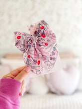 Load image into Gallery viewer, THE ARCHER • bow