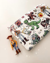 Load image into Gallery viewer, FRIEND IN ME • blanket