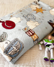 Load image into Gallery viewer, SHERIFF TAY • sherpa throw blanket