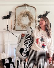 Load image into Gallery viewer, COME, WE FLY • women&#39;s pullover (Hallo-cream) just restocked