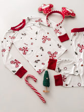 Load image into Gallery viewer, MERRY MOUSE • blanket