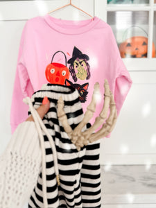 Vintage Halloween Friends • kids pullover (lilac)