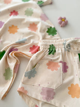 Load image into Gallery viewer, STARBURST DAISY • kids set (boxy tee + shorties) (flash)