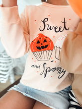 Load image into Gallery viewer, SWEET N SPOOKY Cupcakes• kids pullover (peach)