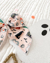 Load image into Gallery viewer, TAYLOWEEN• bow