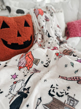 Load image into Gallery viewer, SPOOKY SALEM • sherpa blanket