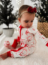 Load image into Gallery viewer, SANTA + BOWS • sherpa blanket