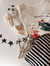 Load image into Gallery viewer, COME, WE FLY • women&#39;s pullover (Hallo-cream) just restocked