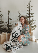 Load image into Gallery viewer, WONDERFUL TIME OF THE YEAR • sherpa blanket