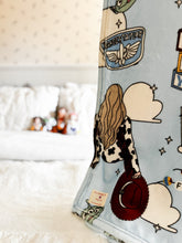 Load image into Gallery viewer, SHERIFF TAY • sherpa throw blanket
