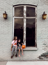 Load image into Gallery viewer, LET'S BE SPOOKY • kids tee