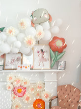 Load image into Gallery viewer, PAPER TISSUE FLOWERS /3 pack