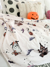 Load image into Gallery viewer, BLUE DOG.• pjs (two-piece) WOMEN + KIDS / spooky flash