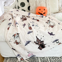 Load image into Gallery viewer, BLUE DOG.• pjs (two-piece) WOMEN + KIDS / spooky flash