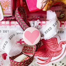 Load image into Gallery viewer, LOVE YOU- BUTTON SET (flash)